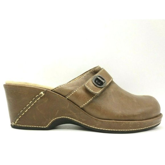 Clarks Artisan Brown Leather Split Toe Slide Heel Mules Shoes Women's 7.5 M - Picture 1 of 11